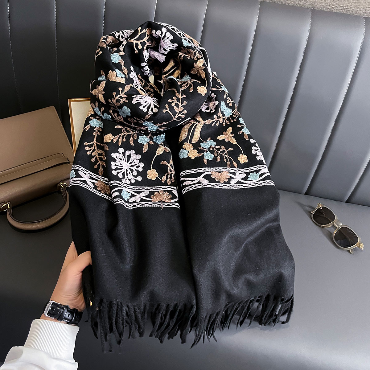New Winter Warm Cashmere Scarf - Embroidery Pashmina ulasan dan harga